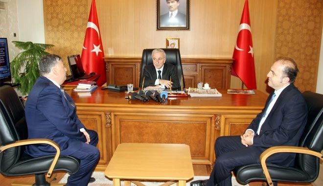 VALİ SÜLEYMAN KAMÇI,