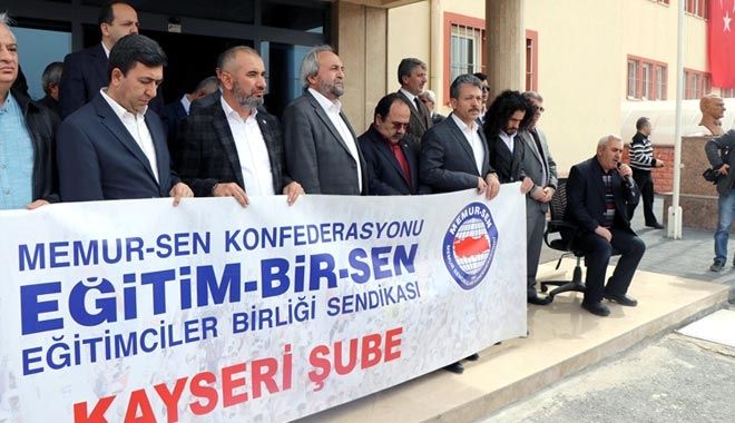 EĞİTİM BİR-SEN´DEN ÖĞRENCİLERE 