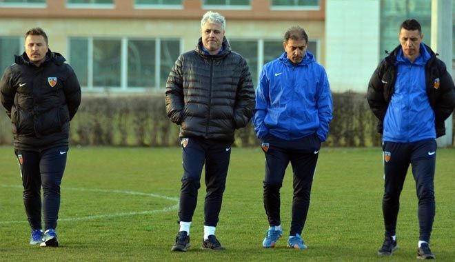 KAYSERİSPOR´DA, KARABÜK MESAİSİ TAM GAZ