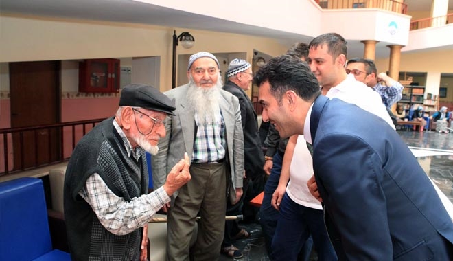 VATMANLARDAN HUZUREVİ´NE