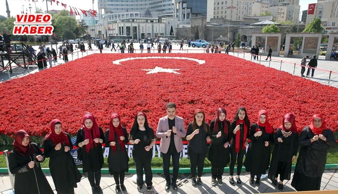 REKOR BAYRAK İLHAM VERDİ