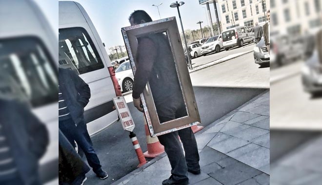 DURUŞMAYA SÖKTÜKLERİ PENCEREYİ GETİREREK