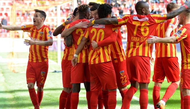 KAYSERİSPOR´DA FREN PATLADI