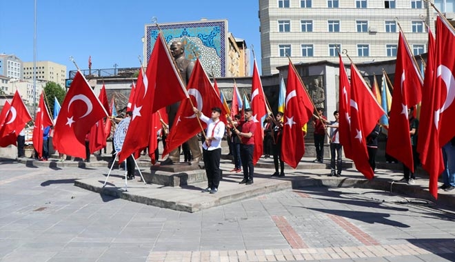 GENÇLİK HAFTASI KUTLAMALARI BAŞLADI