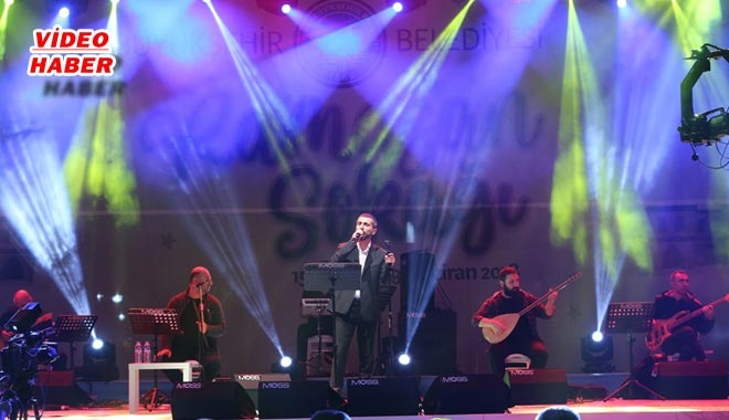 RAMAZAN GECELERİNE RENK KATIYOR