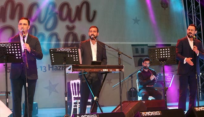 KURAN VE İLAHİ GECESİ