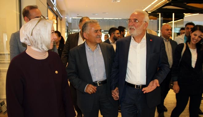 AK PARTİ GRUP BAŞKANVEKİLİ MUSTAFA ELİTAŞ,