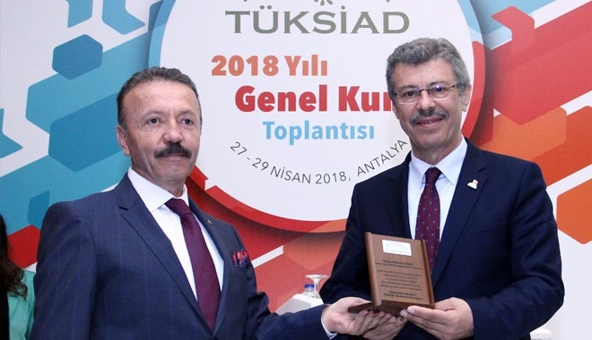 BAŞKAN AKAY TUKSİAD GENEL KURULU´NDA