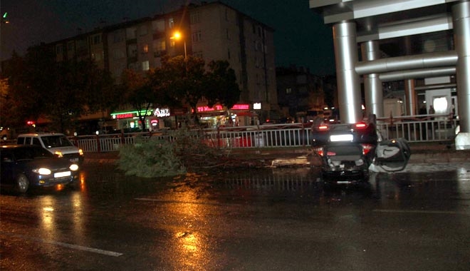 SÜRÜCÜNÜN DİREKSİYON HAKİMİYETİNİ KAYBETTİĞİ