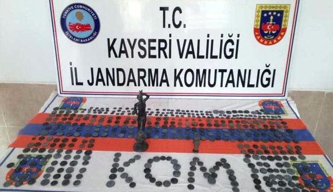 TARİHİ ESER KAÇAKÇISI