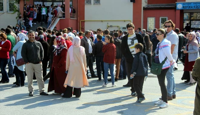 LİSELERE GEÇİŞ SINAVI YAPILDI