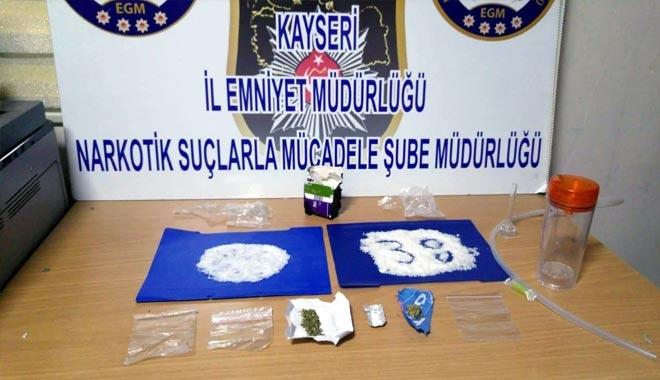 KENTE UYUŞTURUCU MADDE GETİREN