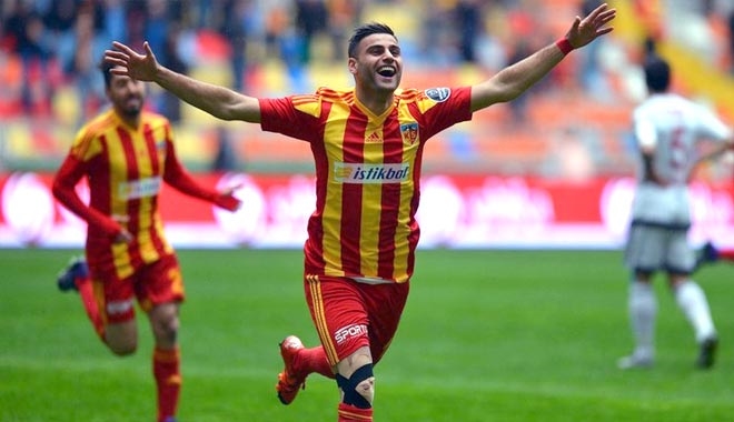 DENİZ TÜRÜÇ´TEN MİLLİ AÇIKLAMA