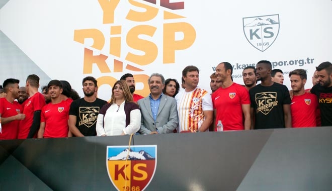 KAYSERİSPOR YENİ TRANSFERLERİNİ TANITTI