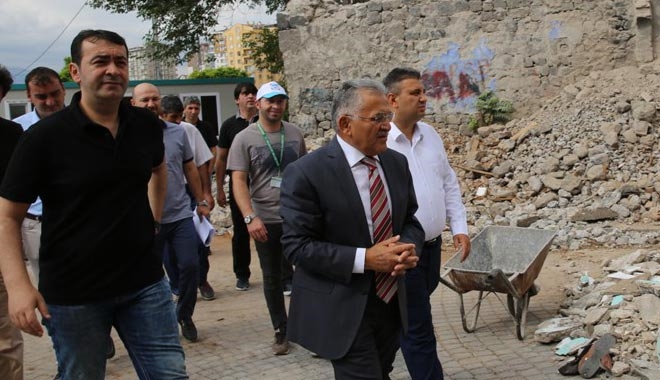 BAŞKAN MEMDUH BÜYÜKKILIÇ, 