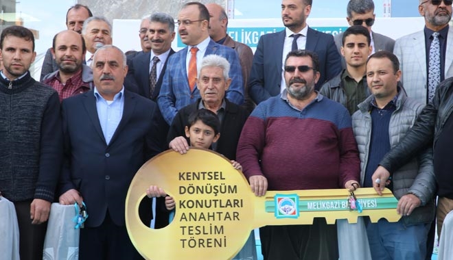 KENTSEL DÖNÜŞÜM PROJESİ İLE MAHALLELER DÖNÜŞÜYOR, 