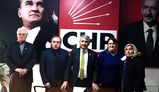 CHP´NİN 6 İL YÖNETİCİSİ İSTİFA ETTİ