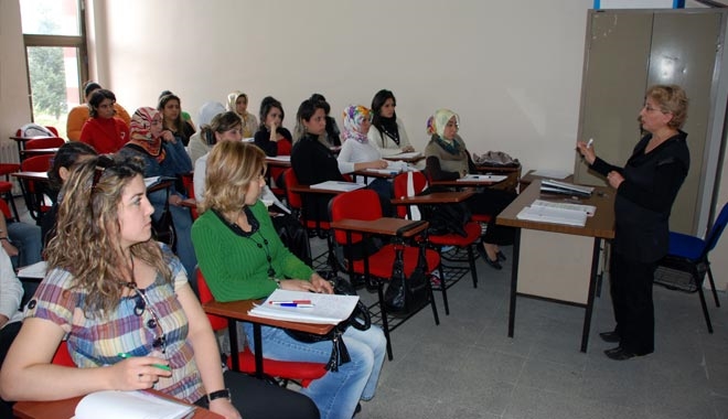 MELMEK DİL KURSLARI YABANCI DİL ÖĞRETİM MERKEZİ GİBİ