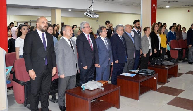 DİŞ HEKİMLERİNE, AKILCI ANTİBİYOTİK SEMPOZYUMU 