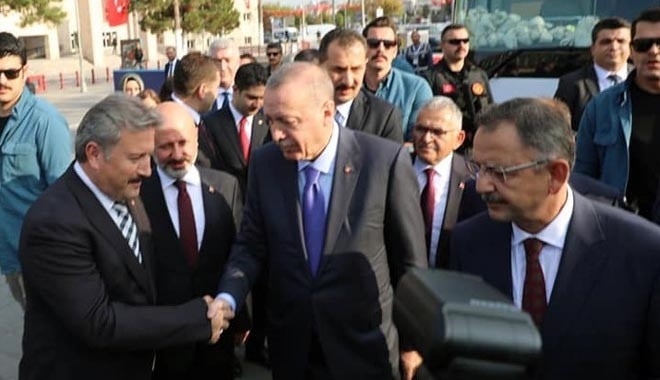 PALANCIOĞLU, CUMHURBAŞKANI´NA 5 YATIRIM HAKKINDA BİLGİ VERDİ