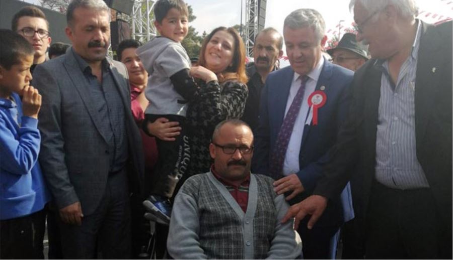 CUMHURİYET KİMSESİZLERİN KİMSESİDİR