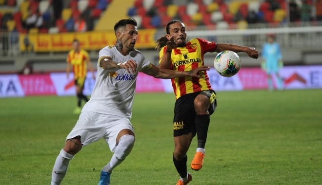 KAYSERİSPOR´DA FREN PATLADI 