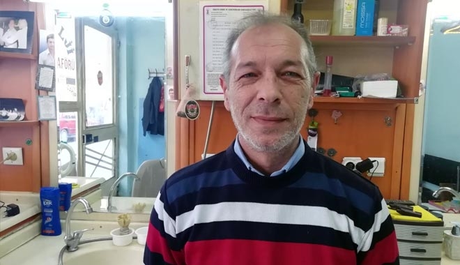 KAYSERİLİ BERBER İŞ YERİNDE KUŞLARA YUVA YAPTI