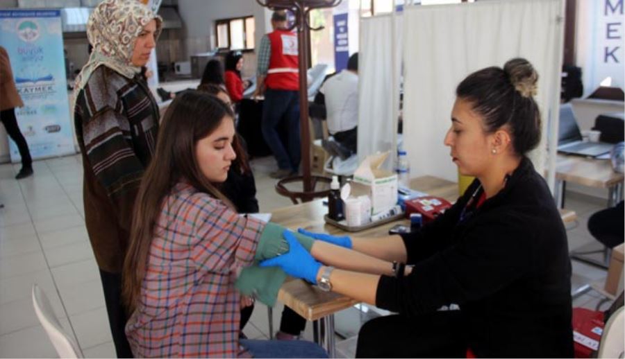 KAYMEK KAN BAĞIŞINDA BULUNDU