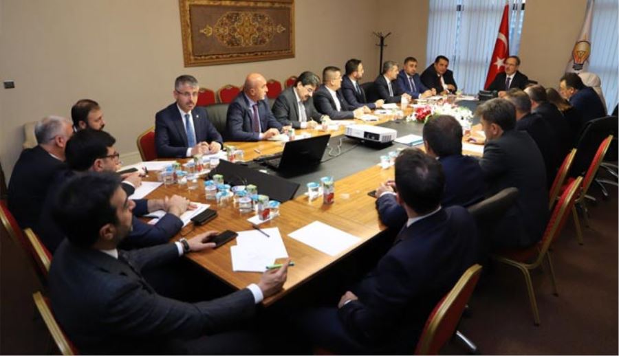 AK PARTİ’DE KONGRE STARTI