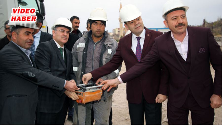 KENTSEL DÖNÜŞÜMDE YENİ KONUTLARIN TEMELİ ATILDI