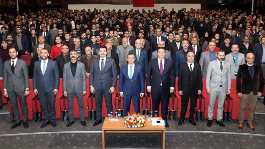 ERÜ’DE “MİLLİ KÜLTÜR, MİLLİ BURJUVAZİ VE MİLLİ SİYASET” KONULU KONFERANS DÜZENLENDİ