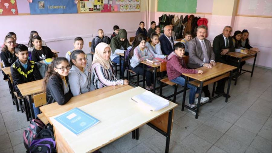 OKULLAR SICAK, SINIFLAR RAHAT