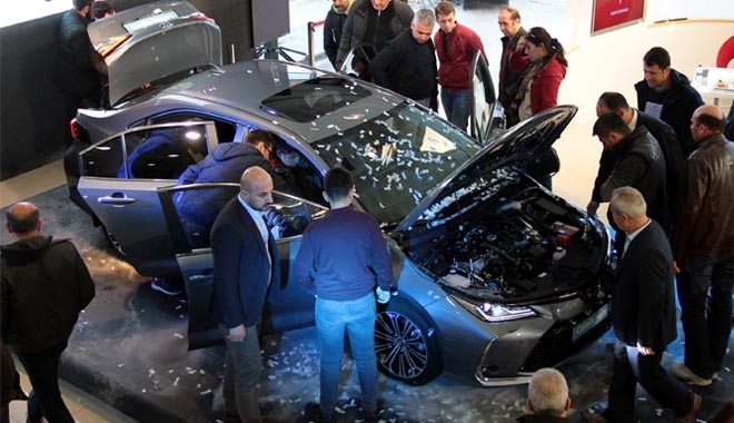 12. NESİL YENİ TOYOTA COROLLA,