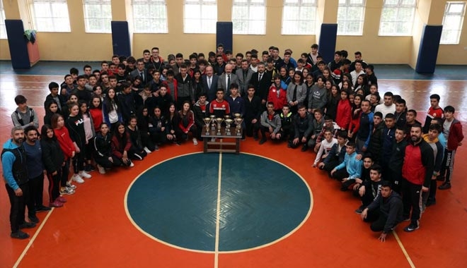 BAŞKAN ÇOLAKBAYRAKDAR,