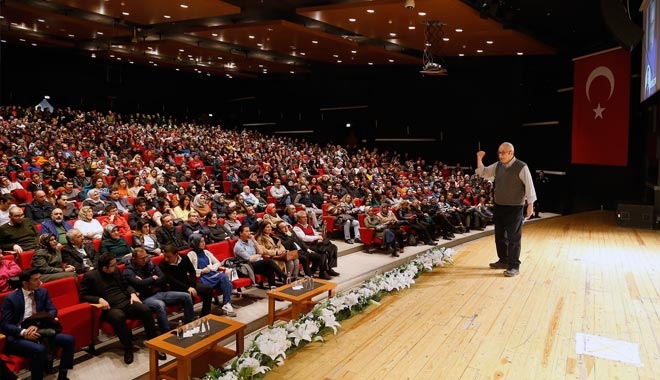 ´BAŞARIYA GÖTÜREN AİLE´ SÖYLEŞİSİNE
