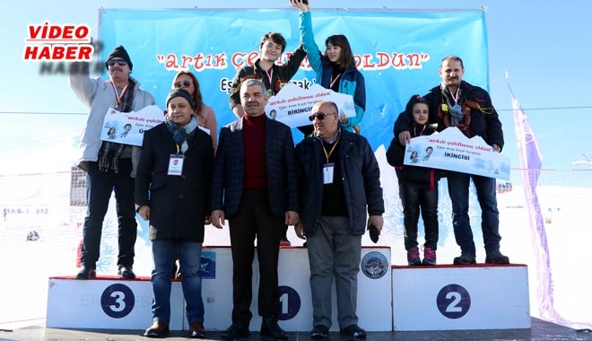 30 İLDEN 72 GAZETECİ KAYSERİ´DE