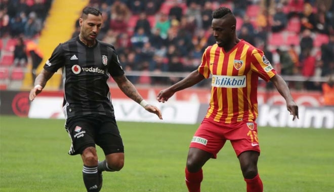 KAYSERİSPOR KARTAL´I ELİNDEN KAÇIRDI