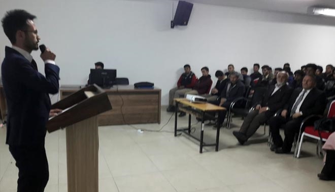 MAZLUMDER OKULLARDA İNSAN HAKLARINI ANLATIYOR