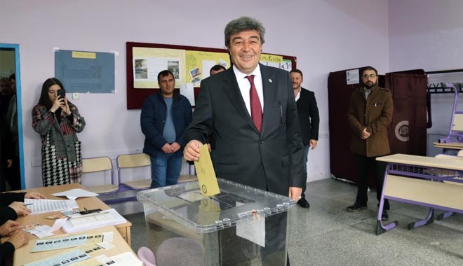 MİLLET İTTİFAKI ADAYLARI ATAŞ VE ÖZVARİNLİ