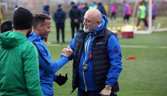 İ.M. KAYSERİSPOR´DA, RİZE YOLCULUĞU BAŞLIYOR