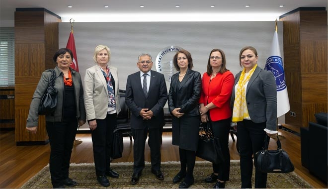 BAŞKAN BÜYÜKKILIÇ´A ZİYARETLER SÜRÜYOR