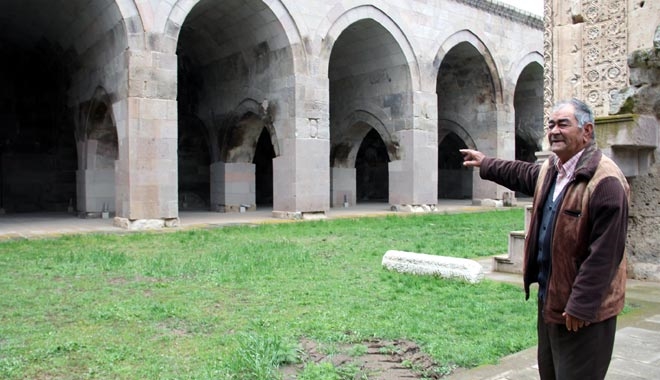 787 YILLIK KERVANSARAY, 