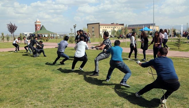 NNYÜ´DE 6. ÖĞRENCİ BAHAR ŞENLİĞİ