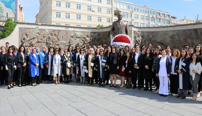 HEMŞİRELER, DÜNYA HEMŞİRELER GÜNÜ´NDE SIKINTILARINI DİLE GETİRDİ