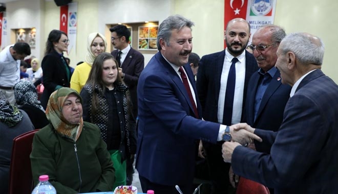 PALANCIOĞLU, MUHTARLARI İFTAR´DA AĞIRLADI