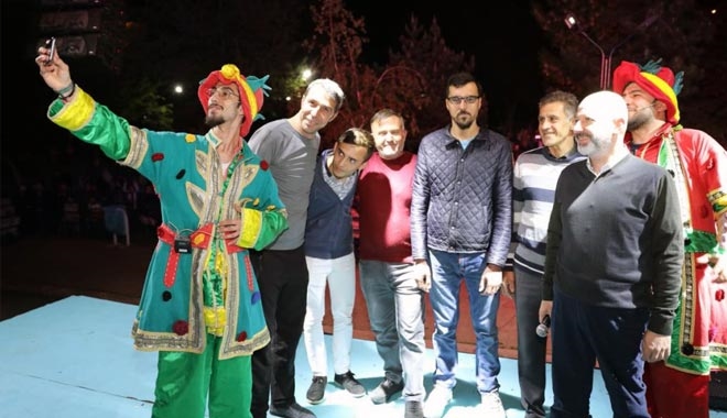 KOCASİNAN, ESKİ RAMAZANLAR TADINDA BİR AKŞAM YAŞATIYOR