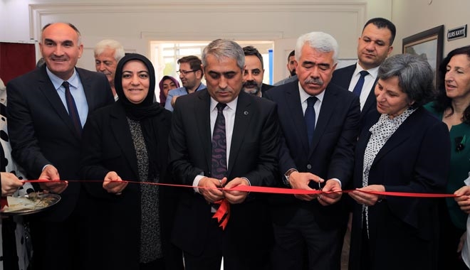 TALAS´TA ?SANDIĞIMDAN HAZİNELER SERGİSİ´