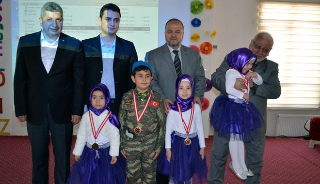 BÜNYAN´DA 4-6 YAŞ KUR´AN KURSLARINDA KARNE HEYECANI