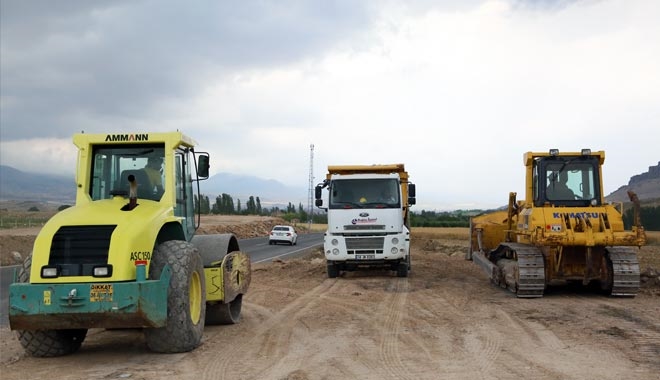 DEVELİ-YAHYALI YOLU YENİDEN BAŞLADI