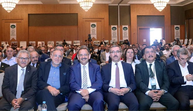 ÖZHASEKİ, KAYSERİSPOR´A DESTEĞİ İSTANBUL´DA BULDU